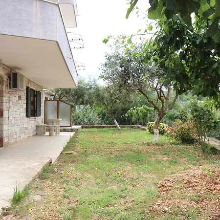Vila Bilali *