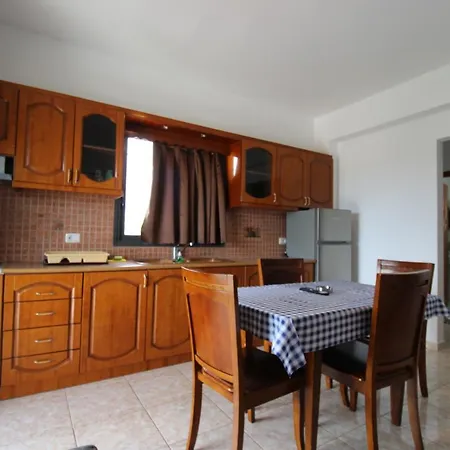 Vila Bilali *