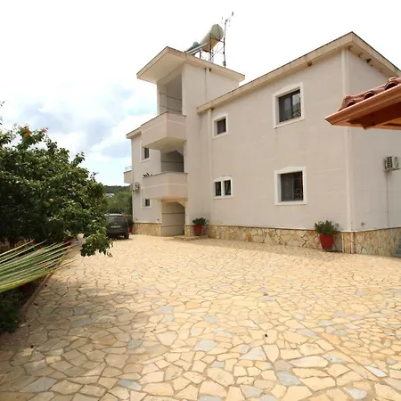 Apartmán Vila Bilali *