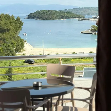 Apartment Vila Bilali *