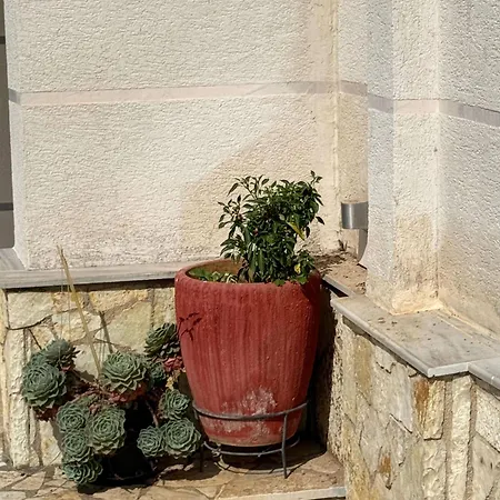 Bilali Apartment Ksamil