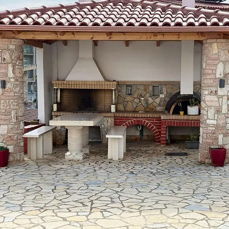 Vila Bilali *